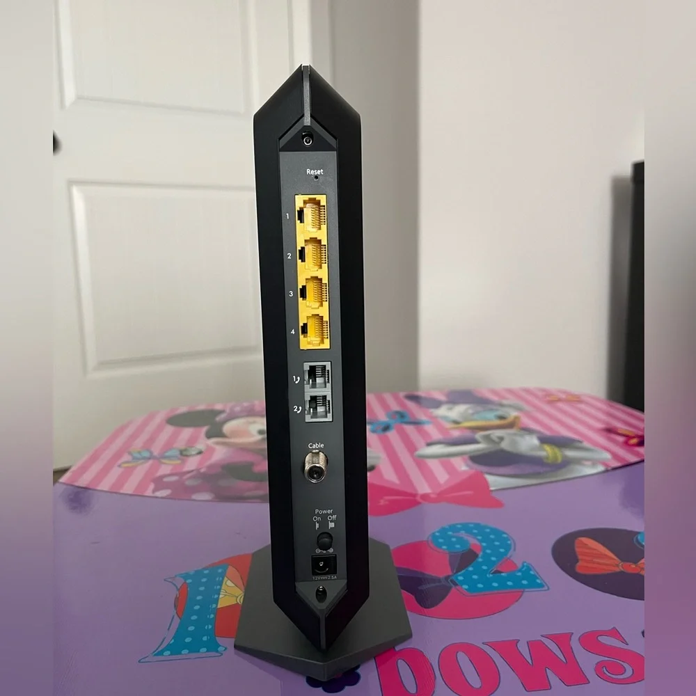 NETGEAR° Nighthawk Bundle- Modem and Smart Router - Picture 12 of 13